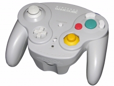 Review Gamecube Controller: Een grijze Wavebird GameCube controller (draadloos).