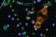 Review Geometry Wars: Galaxies: In deze chaos blijft past maar één woord ... Hellup!