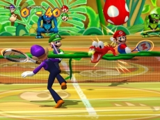 Review New Play Control! Mario Power Tennis: Verwacht veel van dit soort banen, met extra hindernissen, zoals deze DK baan met Klaptraps!