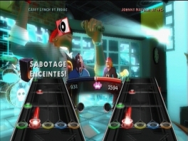 De game speelt bijna helemaal hetzelfde als eerder verschenen Guitar Hero titels.