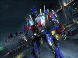 Speel als (bijna) alle Transformers uit de film, zoals Optimus Prime!